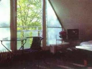 Apartment-Hotel-Dahlem Берлин Екстериор снимка